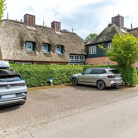 In Foehr With 2 Bedrooms Borgsum