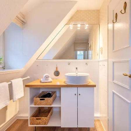 In Foehr With 2 Bedrooms Feriehus *