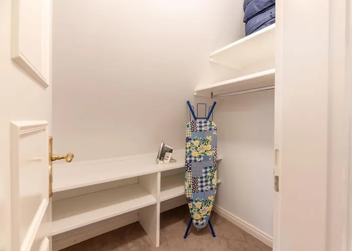 In Foehr With 2 Bedrooms * Borgsum